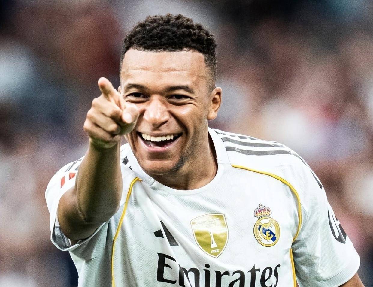 凌晨4点，欧冠重大开战！穆帅第7次大战皇马，姆巴佩冲击40球大关